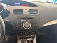 Mazda 3 vaihtoauto