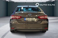 Toyota Camry vaihtoauto