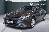 Toyota Camry vaihtoauto