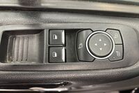 Ford Tourneo Custom vaihtoauto