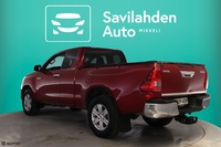 Toyota Hilux vaihtoauto