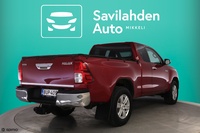 Toyota Hilux vaihtoauto