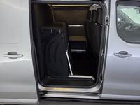 Opel Vivaro vaihtoauto