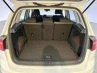 Volkswagen Golf Sportsvan vaihtoauto