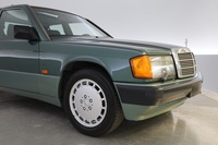 Mercedes-Benz 190 vaihtoauto