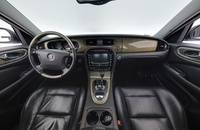 Jaguar XJR vaihtoauto