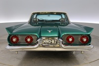 Ford USA Thunderbird vaihtoauto
