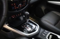 Nissan Navara vaihtoauto