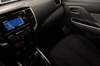 Mitsubishi L200 vaihtoauto