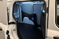 Ford Transit Courier vaihtoauto