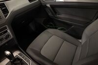 Volkswagen Golf Sportsvan vaihtoauto