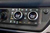 Land Rover Defender vaihtoauto