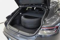 Porsche Taycan vaihtoauto