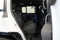 Land Rover Defender vaihtoauto