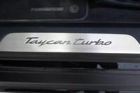 Porsche Taycan vaihtoauto