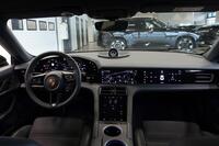 Porsche Taycan vaihtoauto