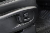 Land Rover Defender vaihtoauto