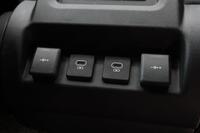 Land Rover Defender vaihtoauto