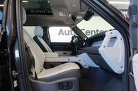 Land Rover Defender vaihtoauto