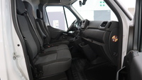 Nissan NV400 vaihtoauto