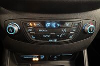 Ford Transit Courier vaihtoauto