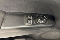 Ford Transit Courier vaihtoauto