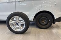 Ford Transit Courier vaihtoauto