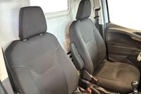 Ford Transit Courier vaihtoauto
