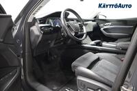 Audi Q8 e-tron vaihtoauto