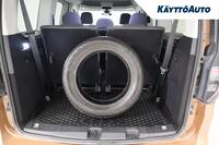 Volkswagen Caddy Maxi vaihtoauto