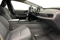 Toyota Prius Plug-in vaihtoauto