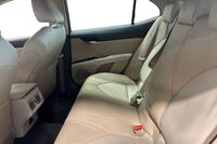 Toyota Camry vaihtoauto