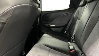 Lexus LBX vaihtoauto