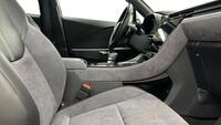 Lexus LBX vaihtoauto