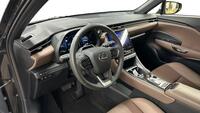 Lexus LBX vaihtoauto