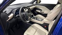 Lexus LBX vaihtoauto