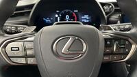 Lexus LBX vaihtoauto