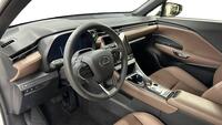 Lexus LBX vaihtoauto
