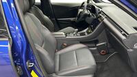 Lexus LBX vaihtoauto