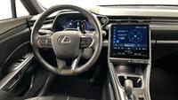 Lexus LBX vaihtoauto