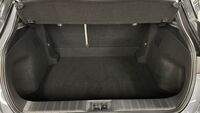 Lexus LBX vaihtoauto