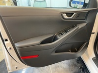 Hyundai IONIQ hybrid vaihtoauto