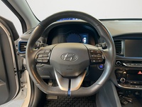 Hyundai IONIQ hybrid vaihtoauto