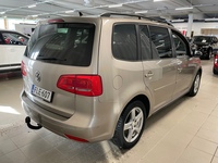 Volkswagen Touran vaihtoauto