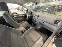 Volkswagen Touran vaihtoauto