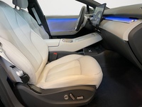 XPENG P7+ vaihtoauto