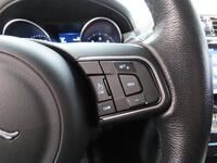 Jaguar XE vaihtoauto