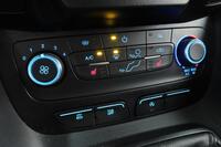 Ford Transit Connect vaihtoauto