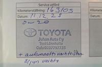 Toyota Avensis vaihtoauto