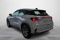 Lexus LBX vaihtoauto